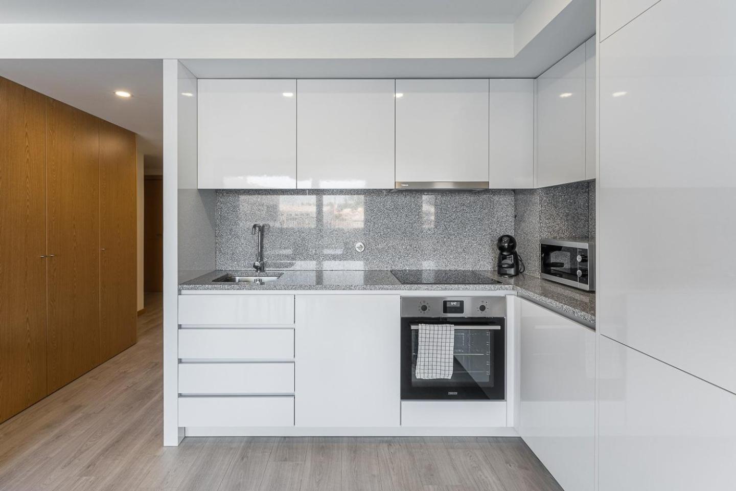 Guestready - Sleek Monochromatic In Bonfim Apartman Porto Kültér fotó